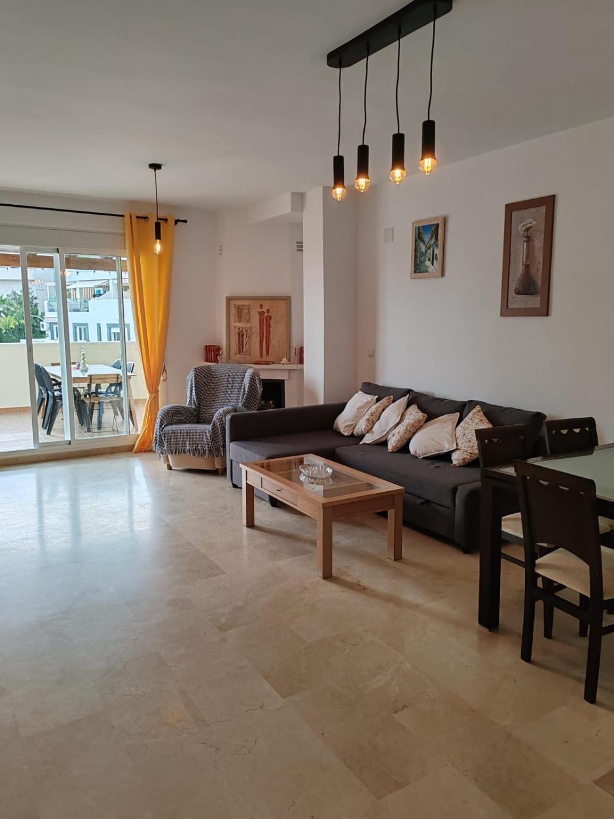 Seaview Apartment With Great Amenities & Facilities Benalmádena Dış mekan fotoğraf